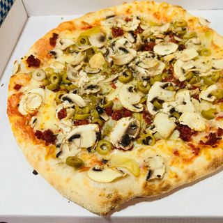 Pizza Mediana 4 Estaciones (33 Cm.)