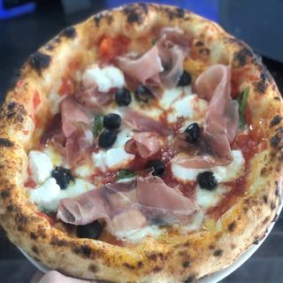 Pizza Speck (33 Cm.)