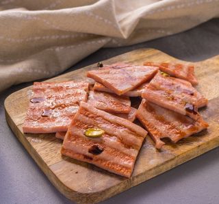 Mortadella alla griglia con miele