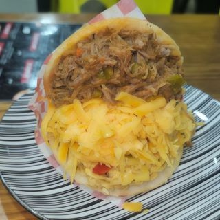 AREPA LA PELUDA