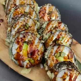 FUTOMAKI TIGER ROLL TEMPURIZADO 