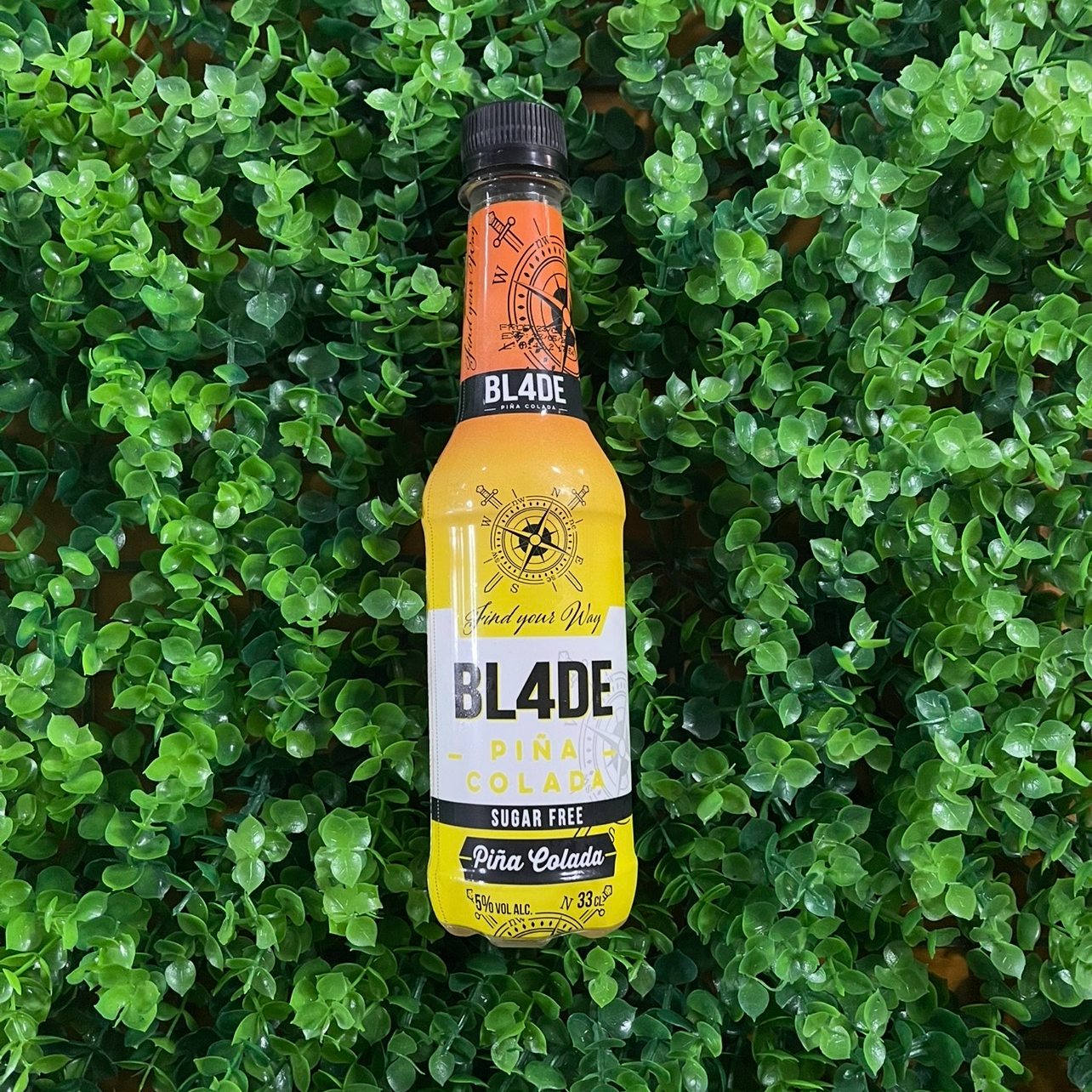 BL4DE Piña Colada