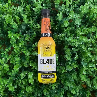 BL4DE Piña Colada