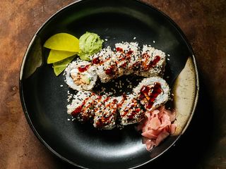 Урамаки терияки сьомга (180гр.)