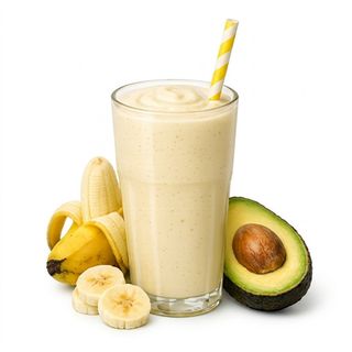 Batido De Aguacate Con Plátano Y Leche