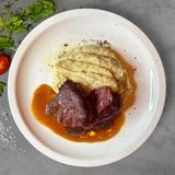 Obrajori de Vita cu Piure cu Trufe si Sos brun