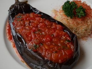 Імам байілді з овочами (1 шт)