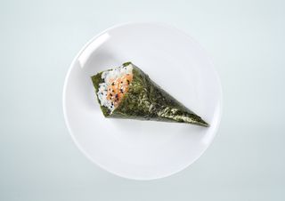 temaki spicy salmon