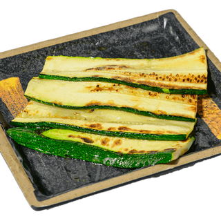 B18. Zucchine alla griglia