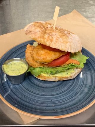 Сандвич с хрупкаво пиле (400г)