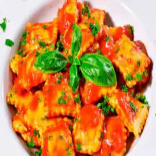 Raviolis boloñesa