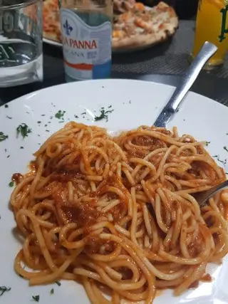 Spaghetti bolognese -  The Slow Cook