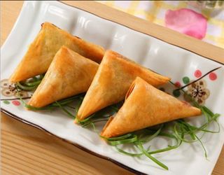 Samosa de pollo (4 uds)