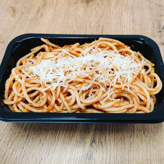 Spaghetti z Pesto z  suszonych pomidorów duże 750g