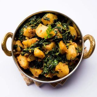 Saag Aloo Espinacas Con Patataas