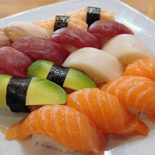 Combinado Nigiri, 16 piezas