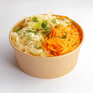 Kiszona kapusta, biała kapusta, marchewka 