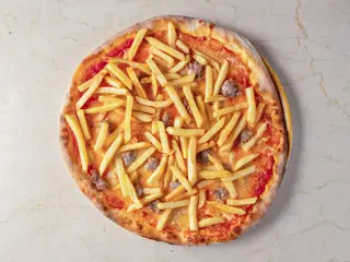 Pizza a scelta e bibita lattina