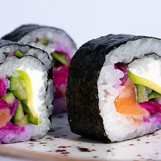 Futomaki De Salmón (4 Uds.)