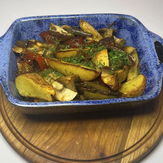 Картопля по-креольськи з печерицями (310г)