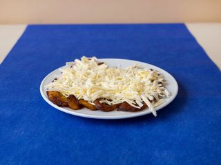 Ración De Plátano Macho Frito Y Queso