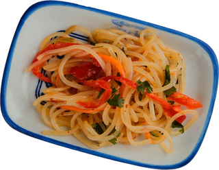 Салат из фунчозы 