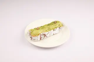 Эклер Фисташковый (70г)