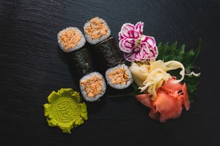 Hosomaki Łosoś pieczony 6 szt.