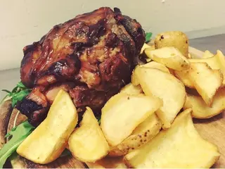 Stinco di Maiale al Forno alla Birra