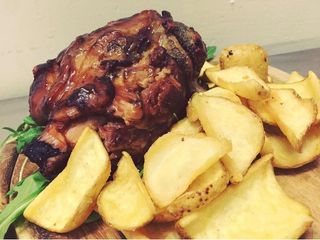 Stinco di Maiale al Forno alla Birra