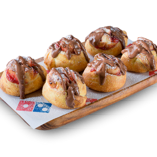 Sweet Rolls z malinami i czekoladą