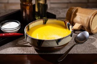 Ciorbă de burtă cu ardei și smântână