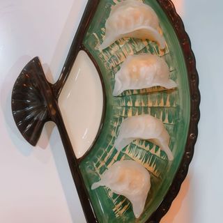 13. Empanadilla De Langostino Al Vapor (4 unds)