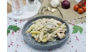 Penne cu ciuperci si pui 350g
