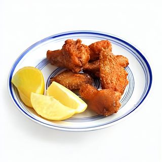 Хрупкави пилешки(KFC) крилца с ПЪРЖЕНИ КАРТОФКИ(400г)