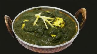 Palak paneer (ración)