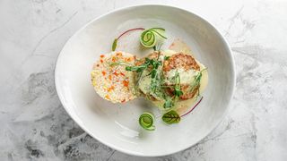 Куриные котлеты со сливочным сырным соусом