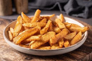 Порция пържени картофи