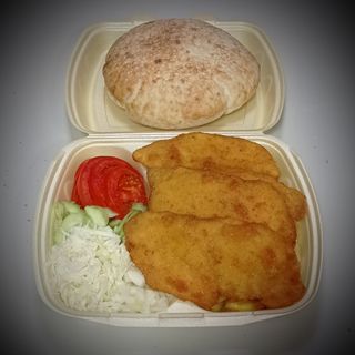 Pohovano pileće belo meso u porciji