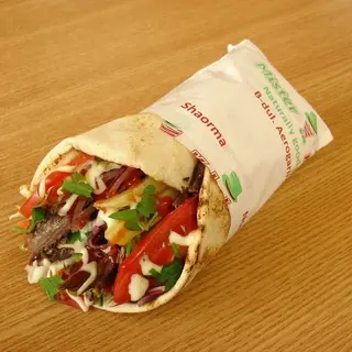 Shaorma mare vita si curcan