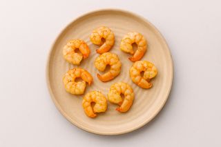 Креветки жаренные (100г)