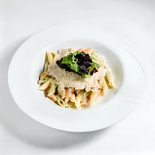 Паста с курицей Триколоре