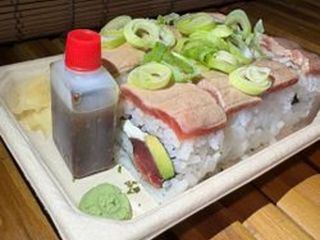 URAMAKI TATAKI TONYINA
