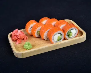 Salmon Philadelphia Roll