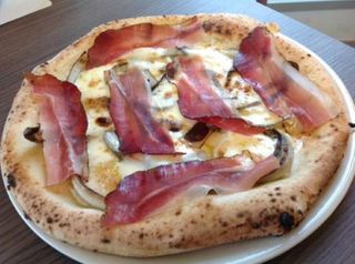 Radicchio, provola e speck