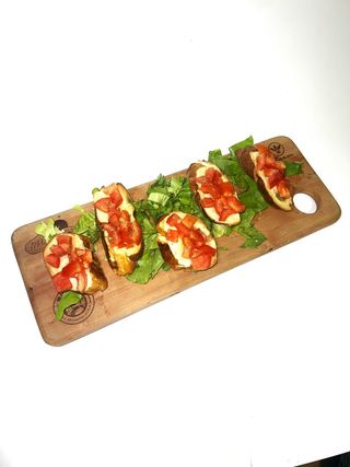 Bruskete sa paradajzom