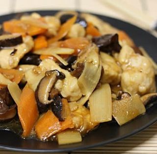 53. Пържен бамбук с китайски гъби (500 г)