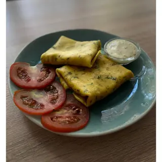 Млинці з шинкою та корейською морквою