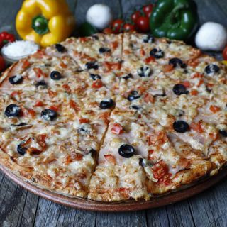 Pizza Capriciosa mare Ø 32cm