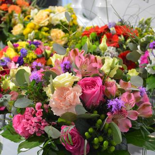 Bukiet kwiatów mieszanych mały